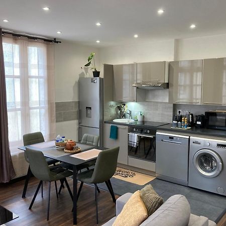 Joli Appart F2, Les 3 Croissants, Centre Ville Sens Exterior photo